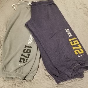 Lot of 2 Nike cropped sweats